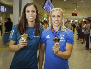 Στην Αθήνα επέστρεψαν οι πρωταθλήτριες Στεφανίδη και Κυριακοπούλου (φώτο)